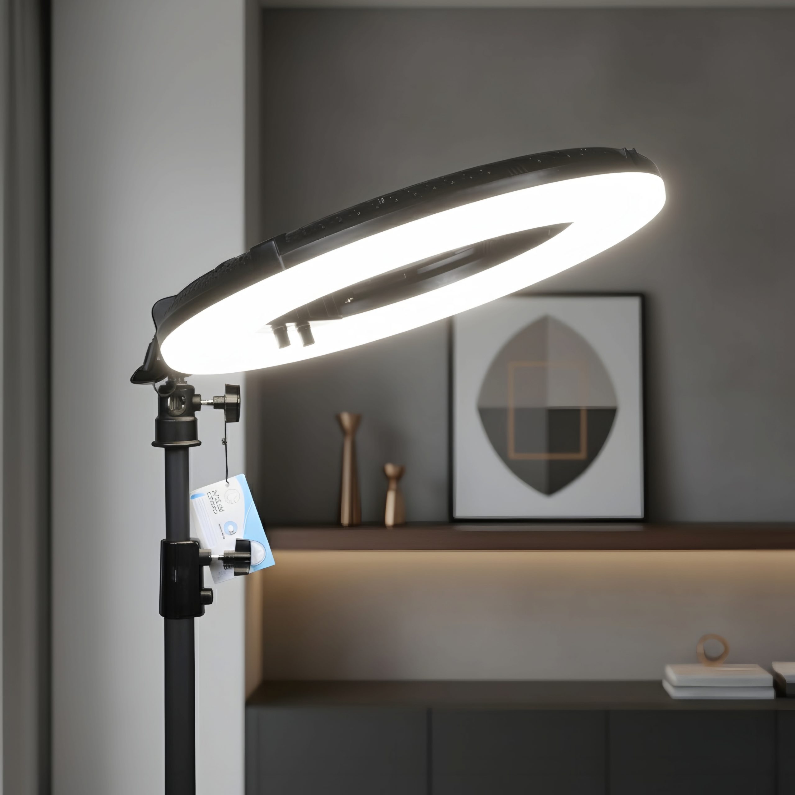 رینگ لایت 18 اینچ 120وات به همراه سه پایه